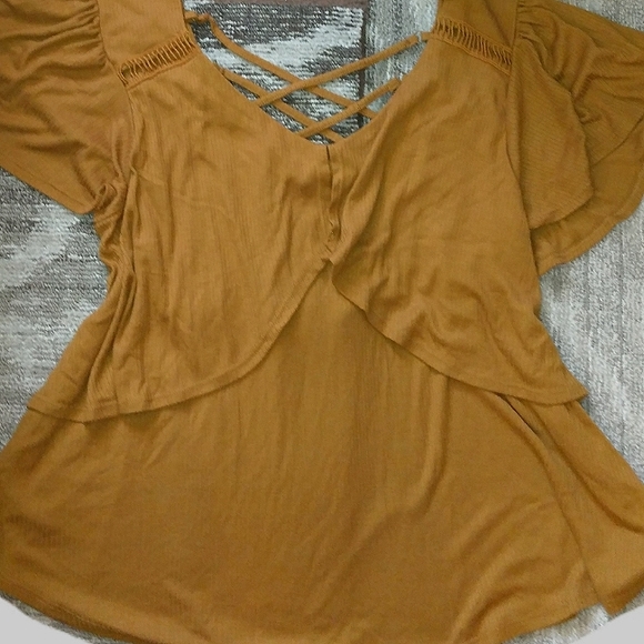 NWOT Women's MASSINI Ribbed Criss-cross Back Dressy Short Sleeve Top XL - Picture 9 of 13